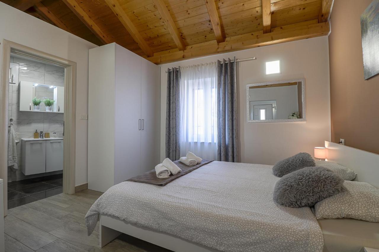 Apartman Juraj i Matej Vrsar Bagian luar foto